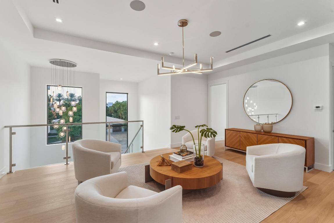450 NE Spanish Court, Boca Raton, FL 33432 450 NE Spanish Court, Boca Raton, FL 33432