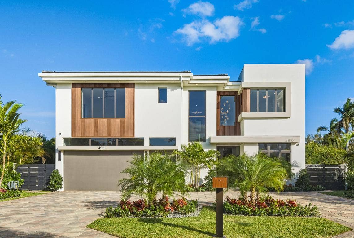 450 NE Spanish Court, Boca Raton, FL 33432 450 NE Spanish Court, Boca Raton, FL 33432