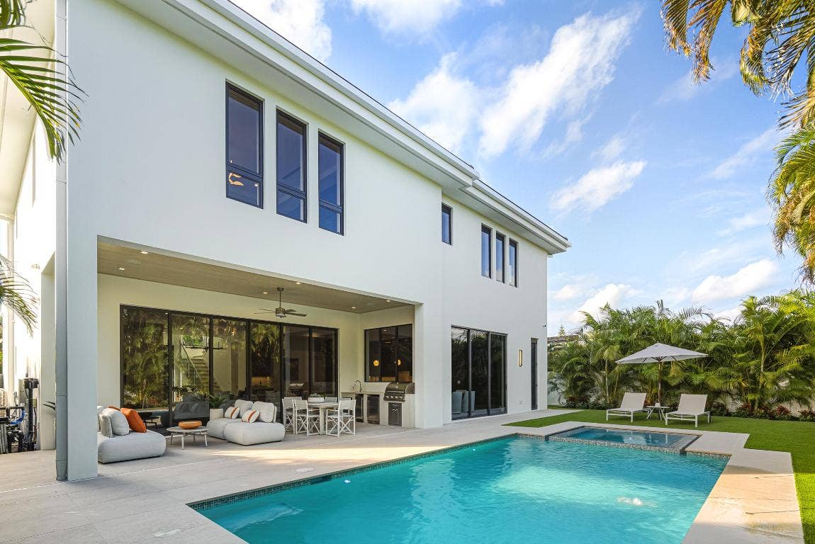 450 NE Spanish Court, Boca Raton, FL 33432 450 NE Spanish Court, Boca Raton, FL 33432