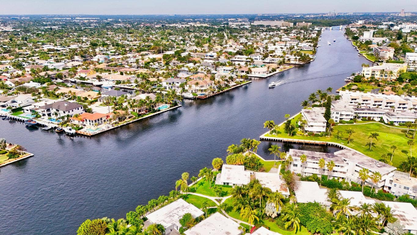 1212 Hillsboro Mile, #20, Hillsboro Beach, FL 33062 1212 Hillsboro Mile, #20, Hillsboro Beach, FL 33062