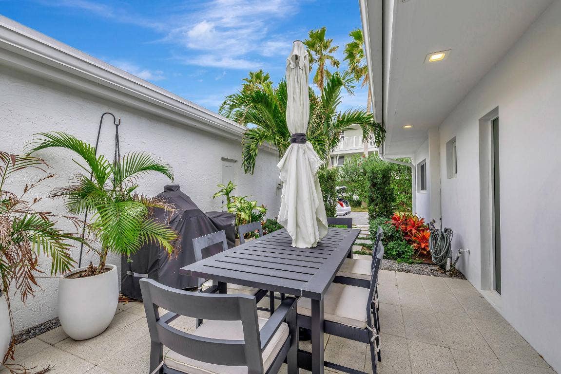 1212 Hillsboro Mile, #20, Hillsboro Beach, FL 33062 1212 Hillsboro Mile, #20, Hillsboro Beach, FL 33062