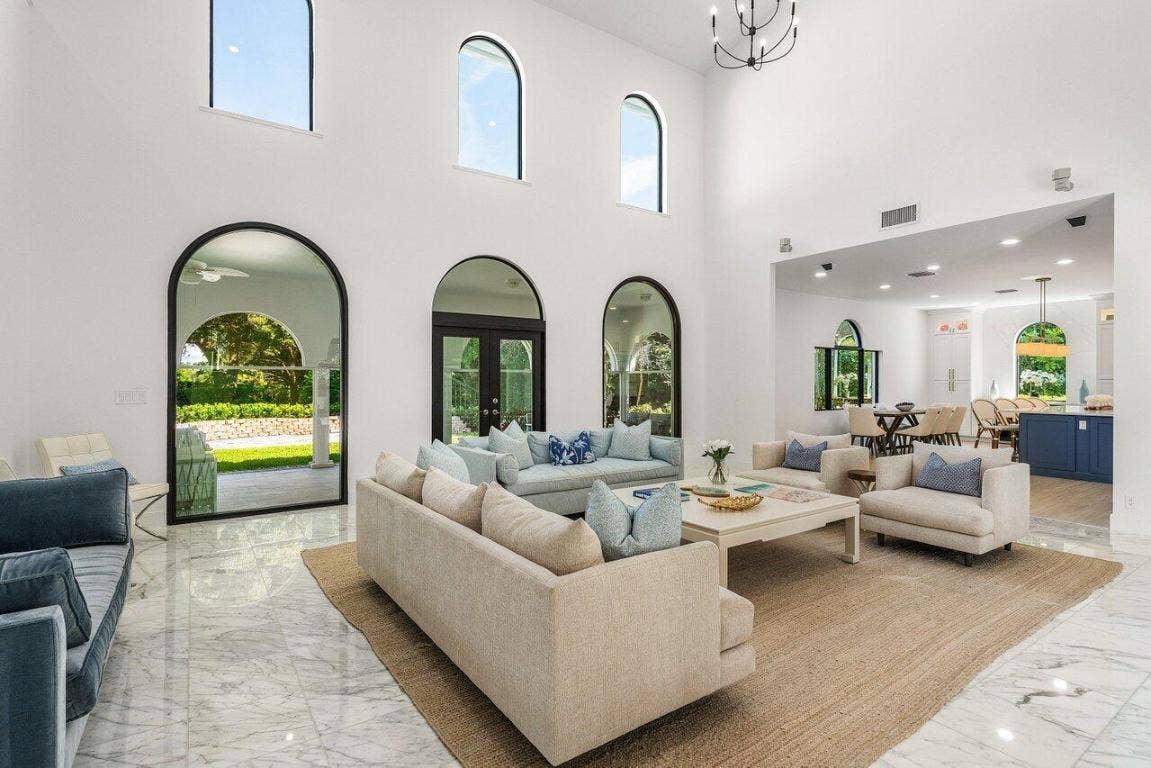 18385 SE Village Circle, Jupiter, FL 33469 18385 SE Village Circle, Jupiter, FL 33469