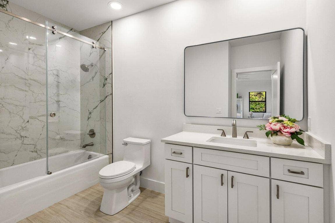 18385 SE Village Circle, Jupiter, FL 33469 18385 SE Village Circle, Jupiter, FL 33469