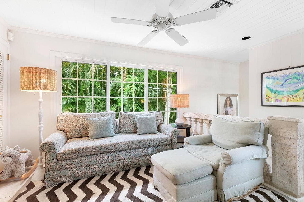 285 Orange Grove Road, Palm Beach, FL 33480
