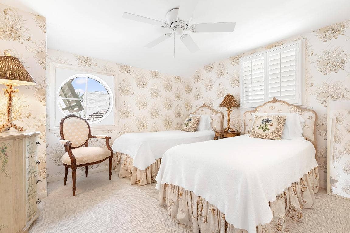 285 Orange Grove Road, Palm Beach, FL 33480