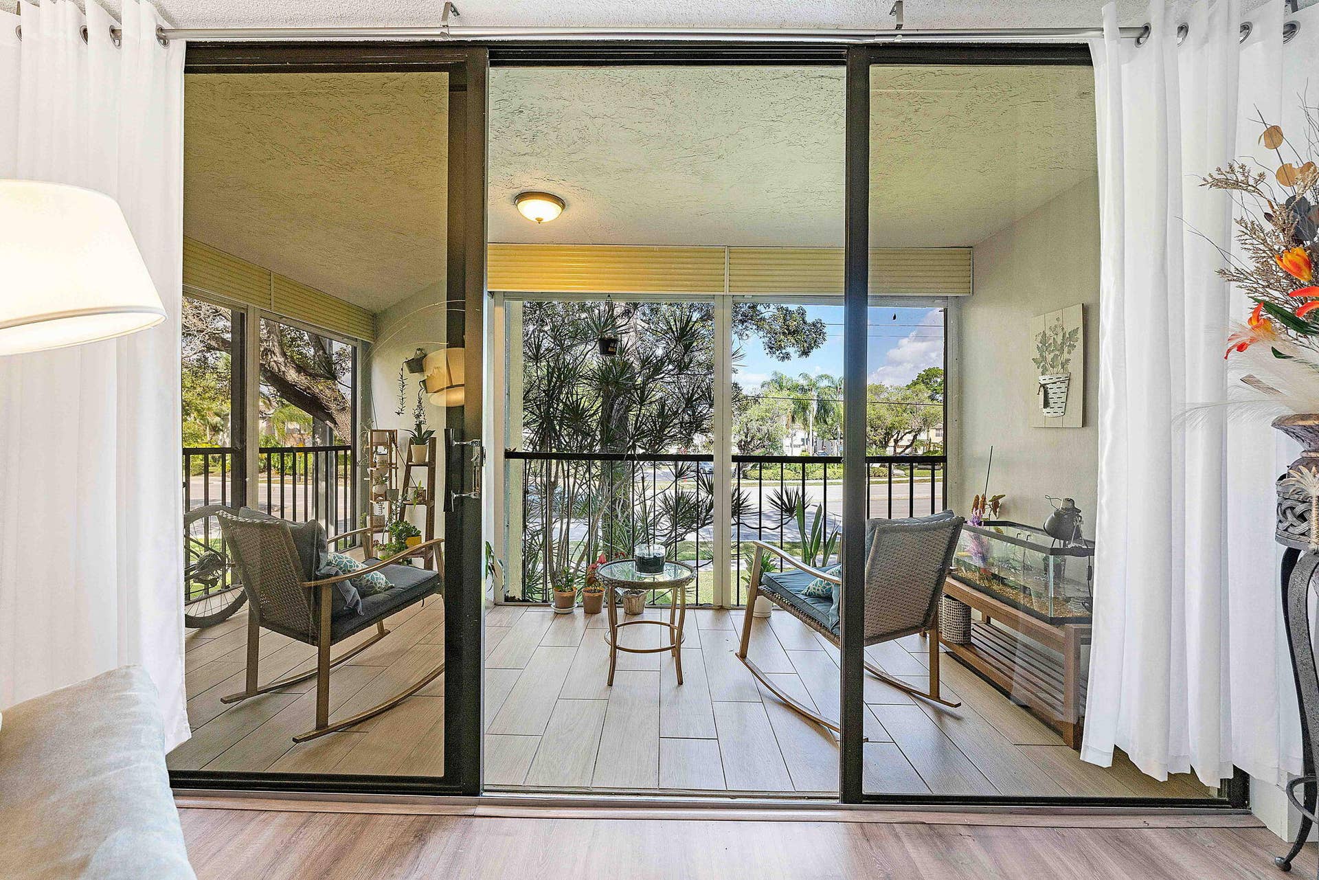 16475 Golf Club Road, #207, Weston, FL 33326 Balcony Patio