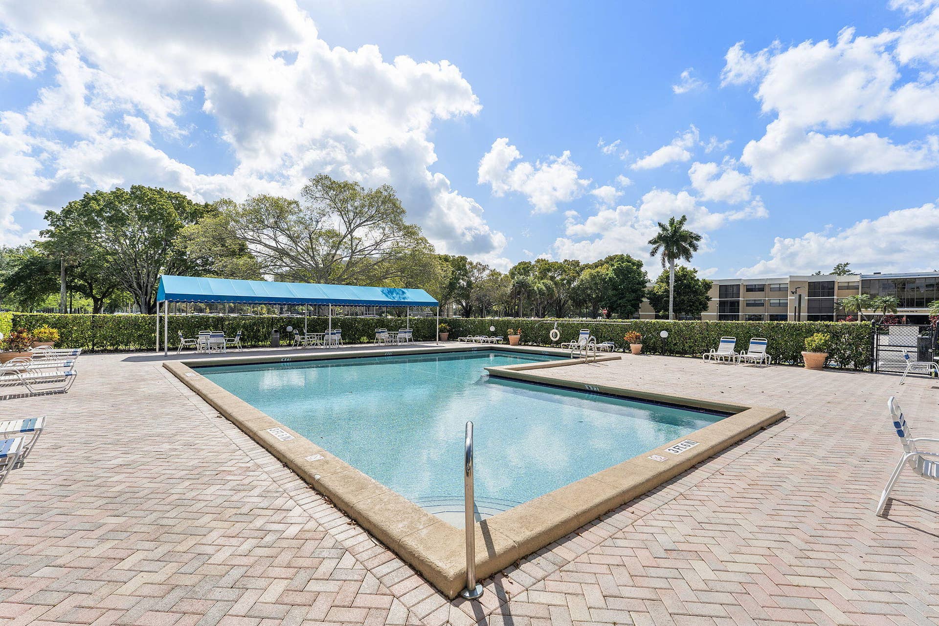 16475 Golf Club Road, #207, Weston, FL 33326 Pool