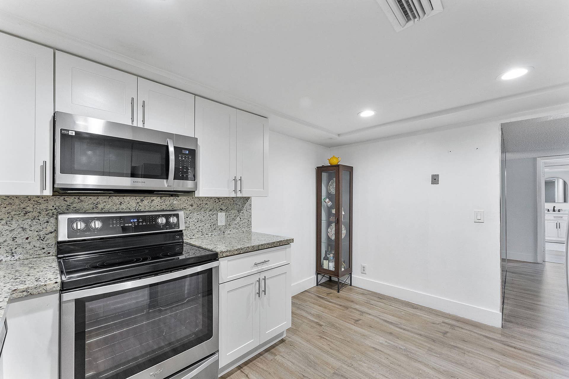 16475 Golf Club Road, #207, Weston, FL 33326 Kitchen with space for a Breakfast/Sitting/Dining area