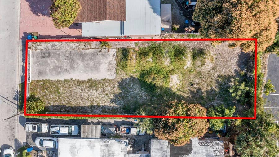 Property photo for 1045 W 30th Street, Riviera Beach, FL