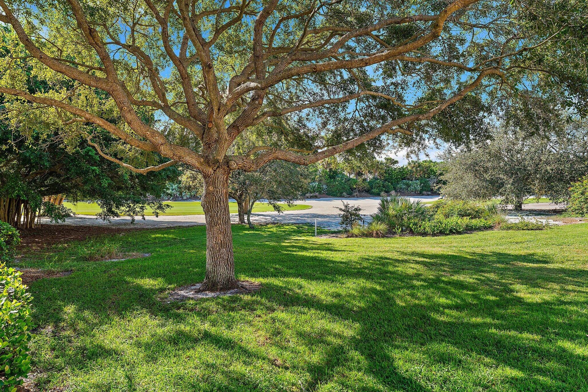 12020 SE Birkdale Run, Jupiter, FL 33469 Golf Course View