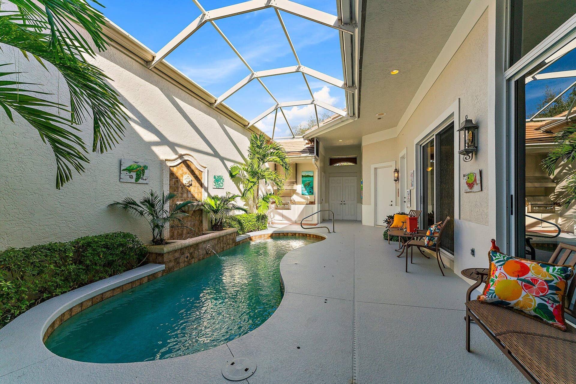 12020 SE Birkdale Run, Jupiter, FL 33469 Pool - Courtyard