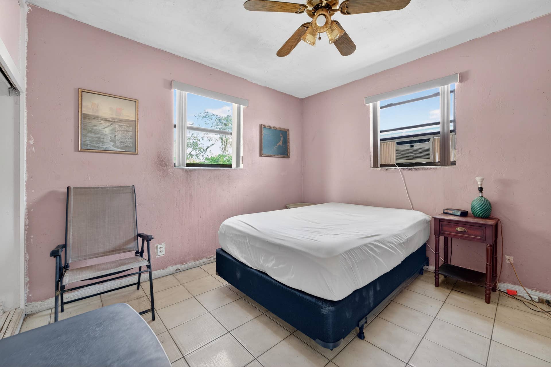 2105 Worthington Road, West Palm Beach, FL 33409 010526-118