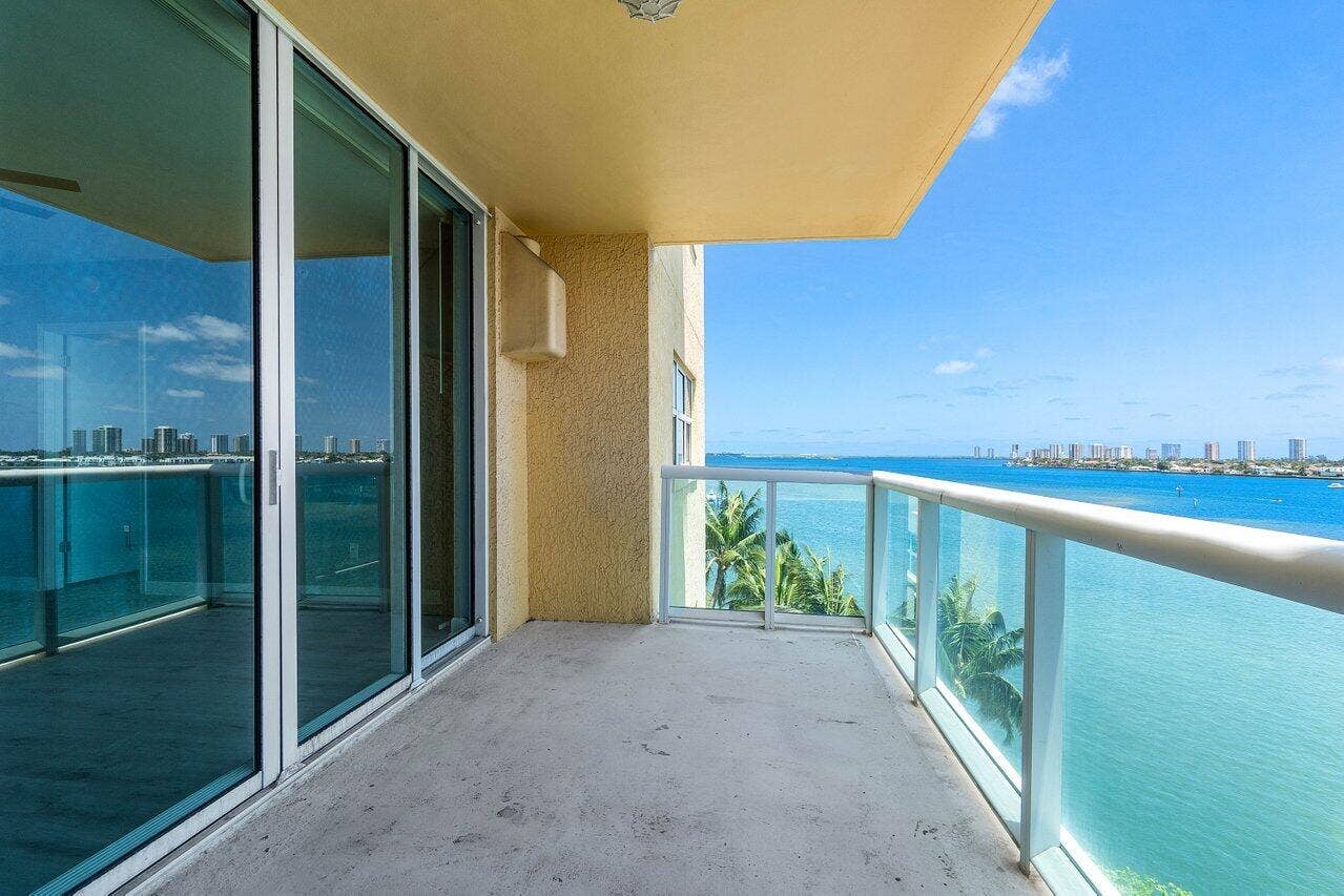2640 Lake Shore Drive, #614, Riviera Beach, FL 33404 Very Private Covered Patio