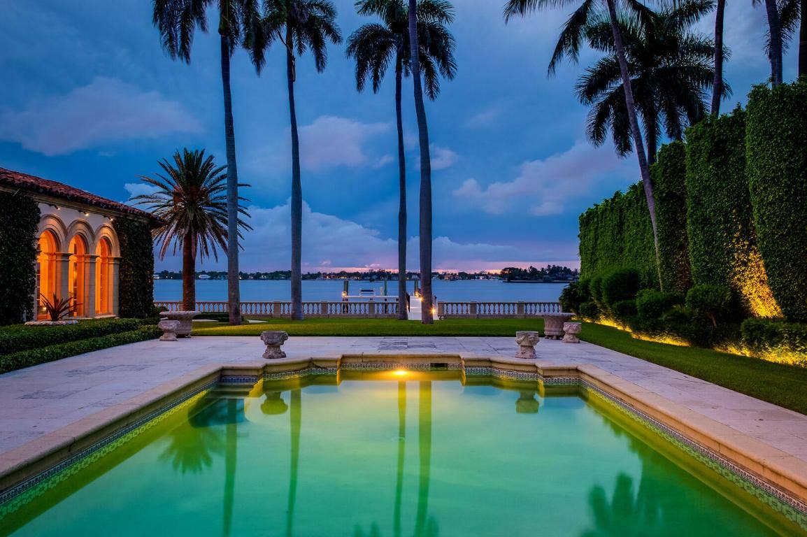 790 S County Road, Palm Beach, FL 33480 790 S County Road, Palm Beach, FL 33480
