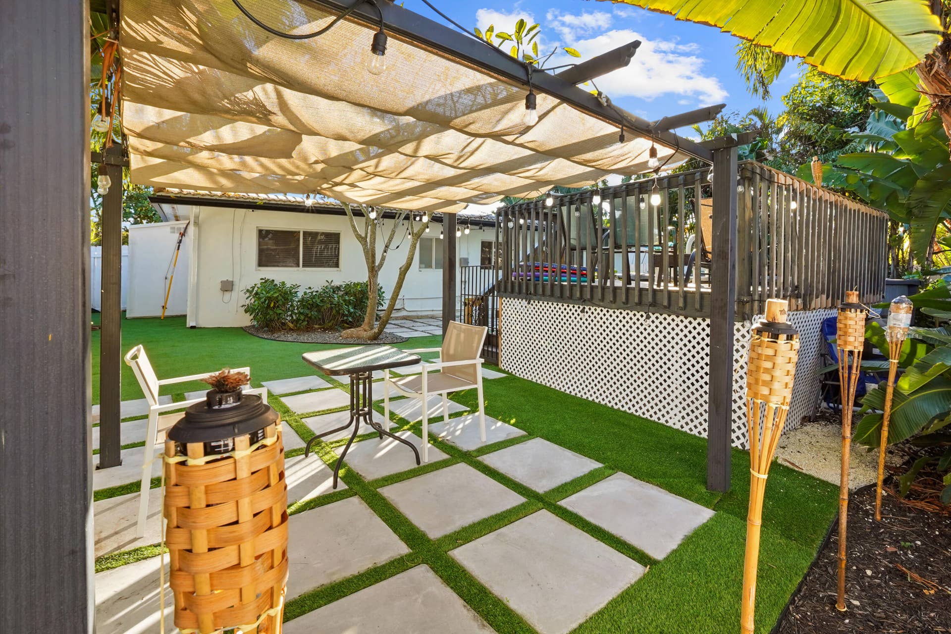1401 NE 14th Street, Fort Lauderdale, FL 33304 33 Backyard 05