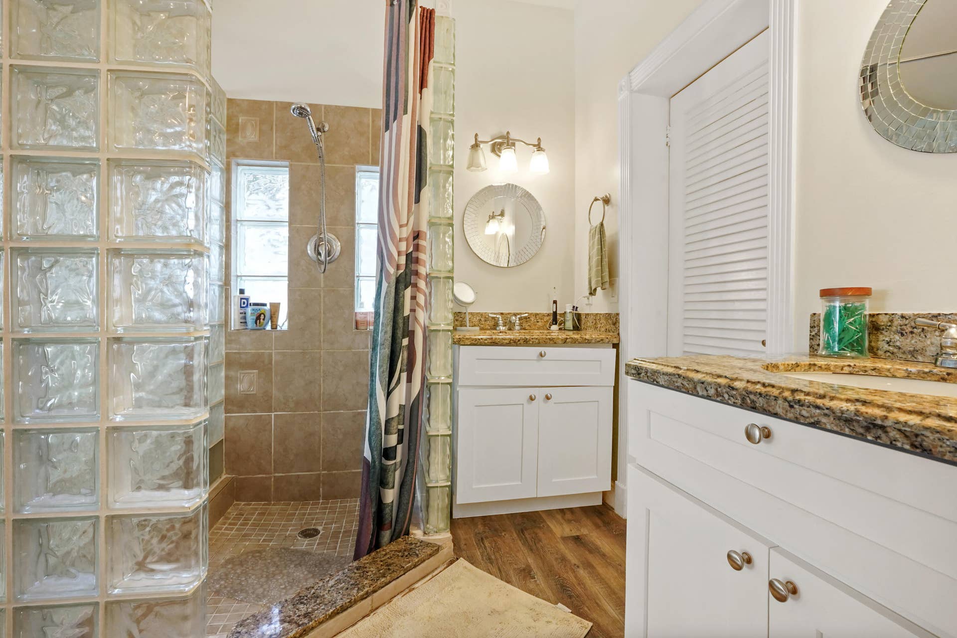 1401 NE 14th Street, Fort Lauderdale, FL 33304 13 Bathroom 02