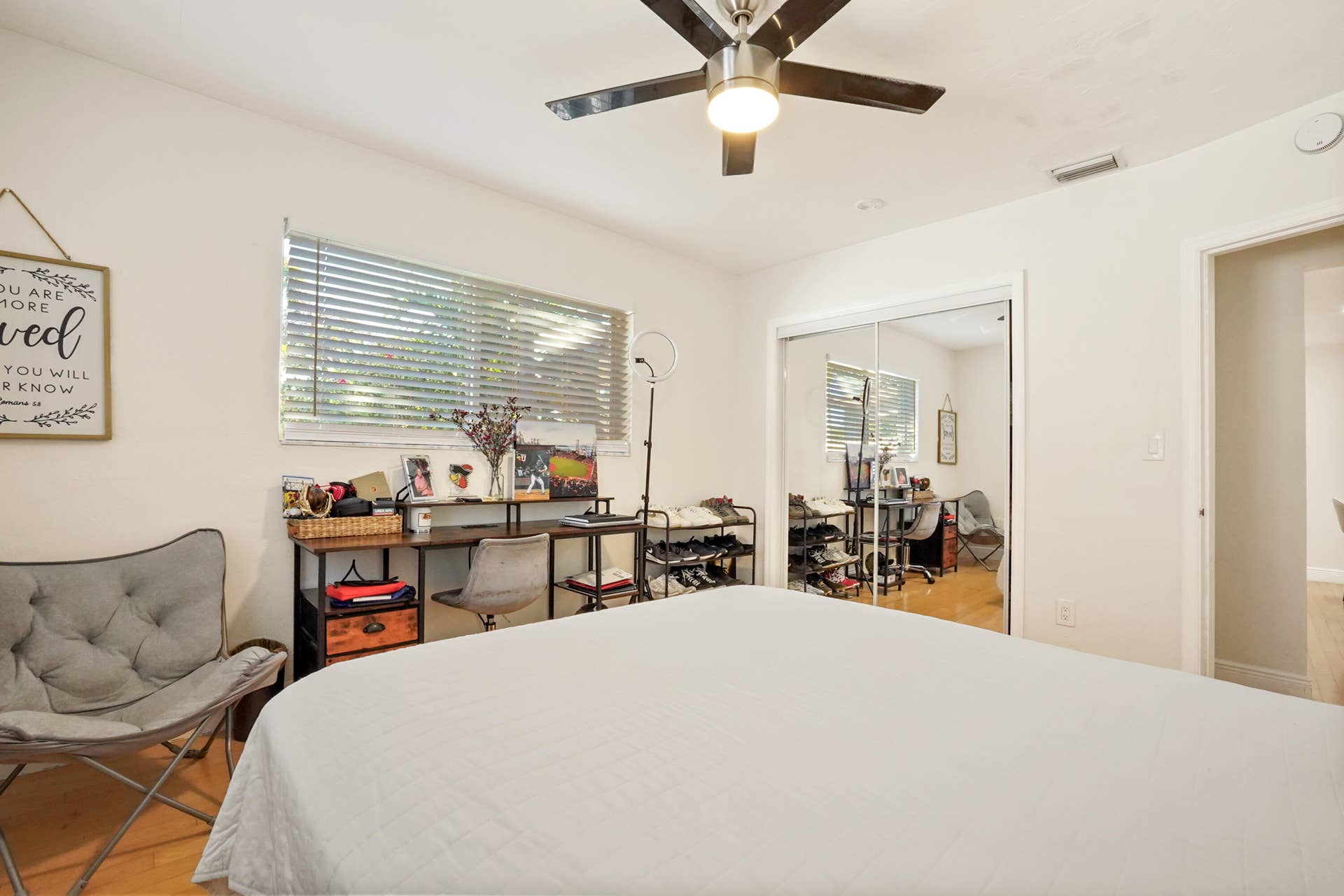 1401 NE 14th Street, Fort Lauderdale, FL 33304 24 Bedroom 02