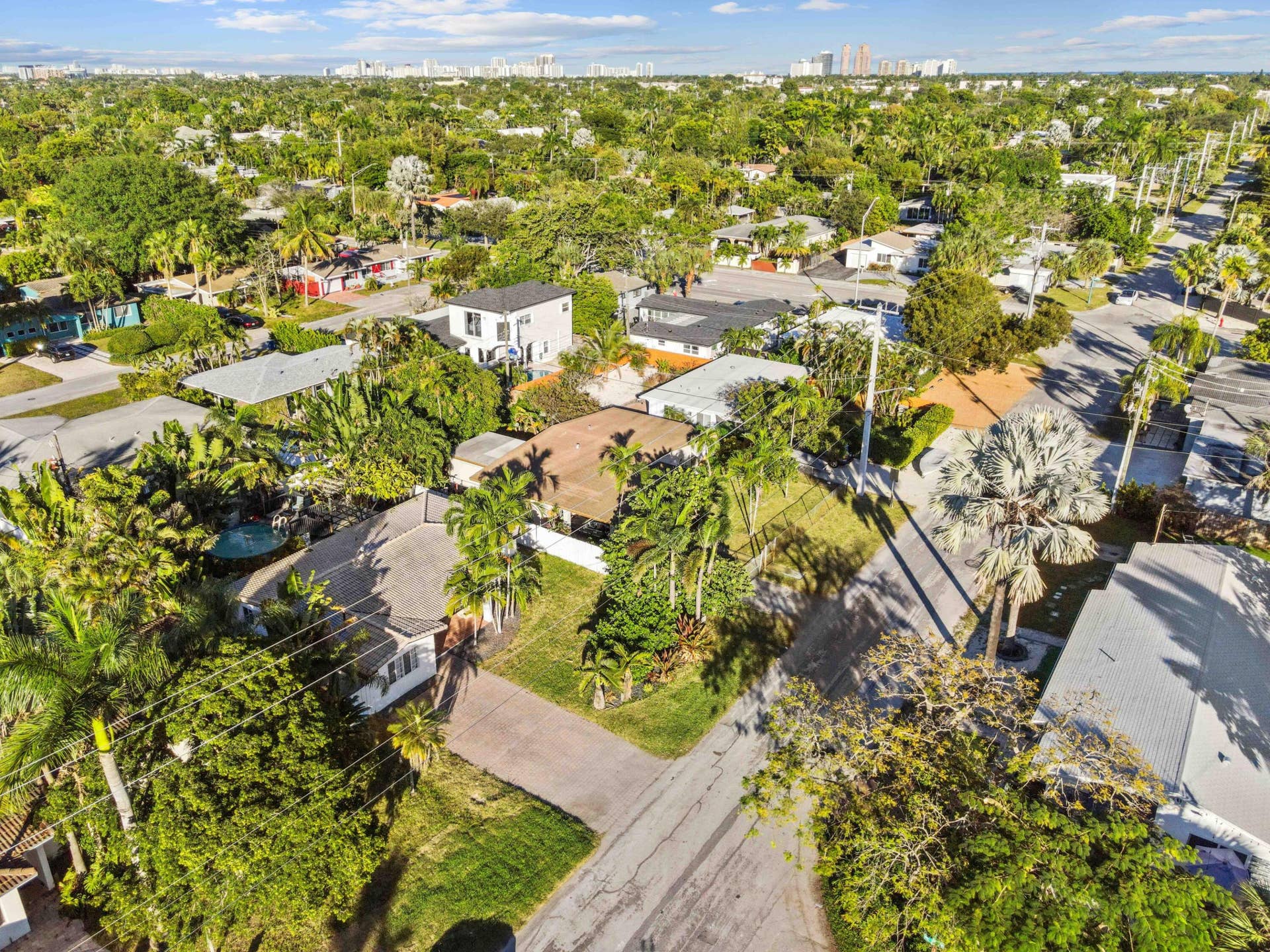 1401 NE 14th Street, Fort Lauderdale, FL 33304 34 drone 01