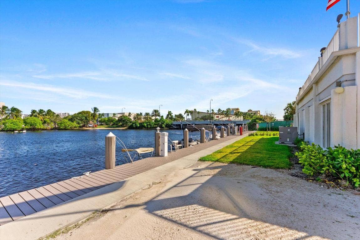 1160 N Federal Highway, #221, Fort Lauderdale, FL 33304 1160 N Federal Highway, #221, Fort Lauderdale, FL 33304