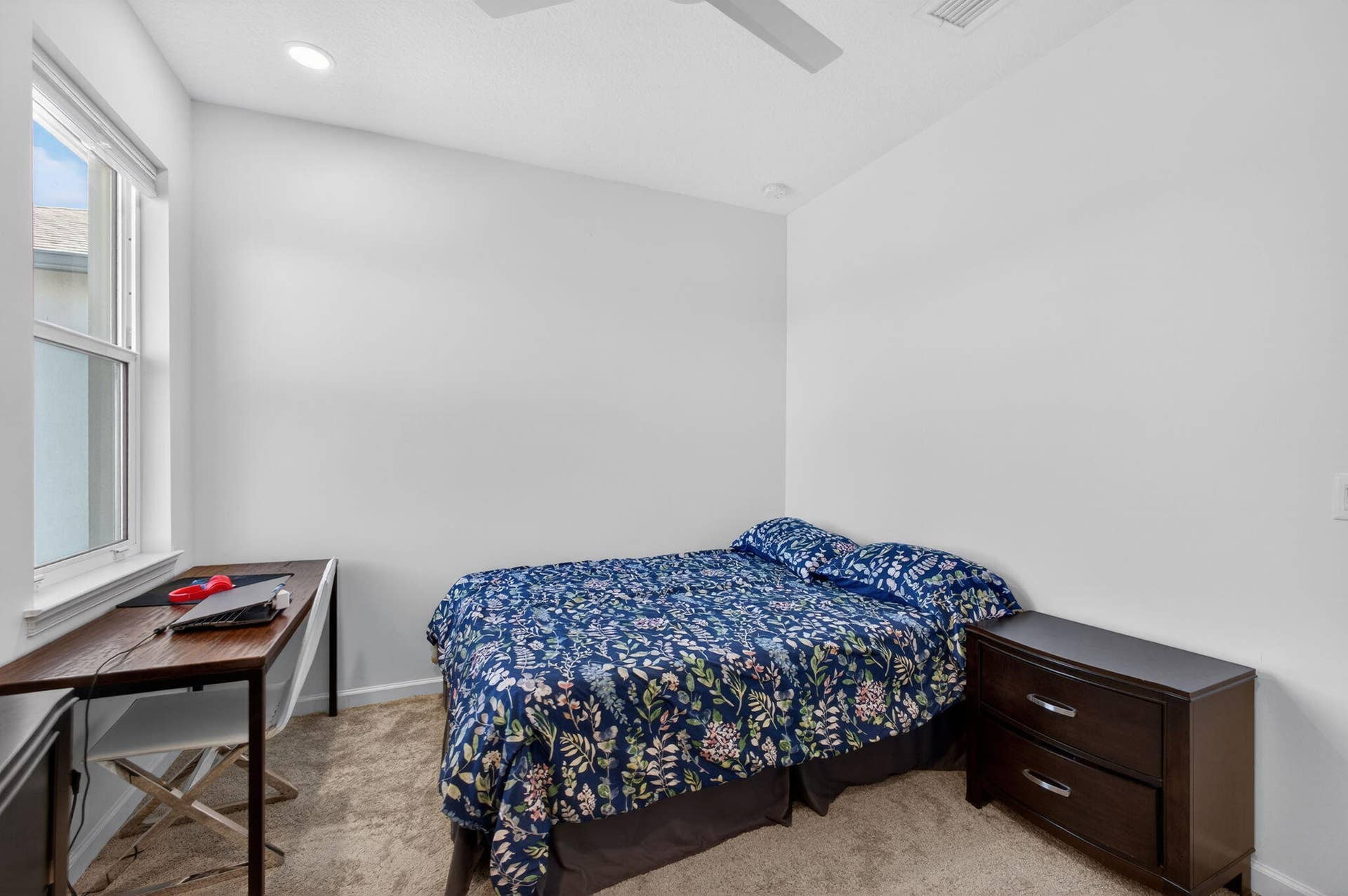 1822 Lake Cove Drive, Lake Worth, FL 33460 bedroom 2