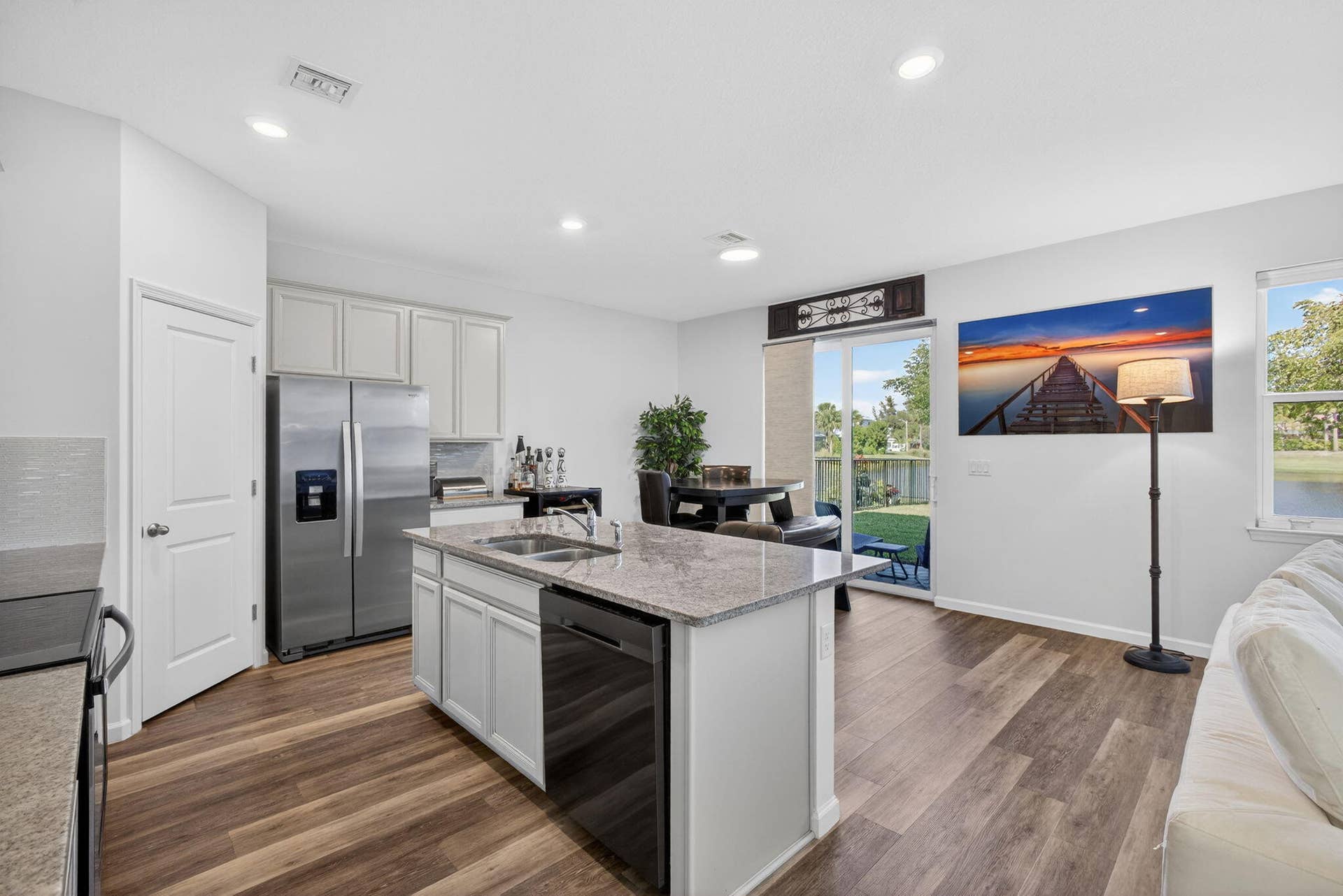 1822 Lake Cove Drive, Lake Worth, FL 33460 kitchen/dining