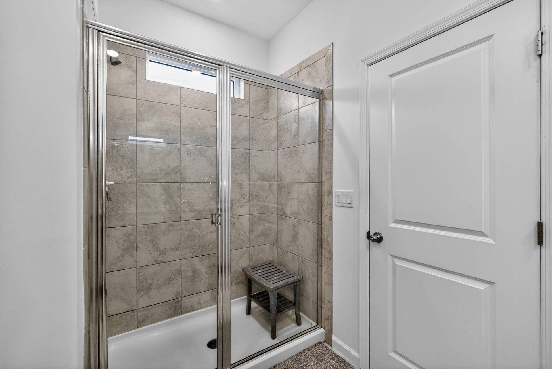 1822 Lake Cove Drive, Lake Worth, FL 33460 primary bath