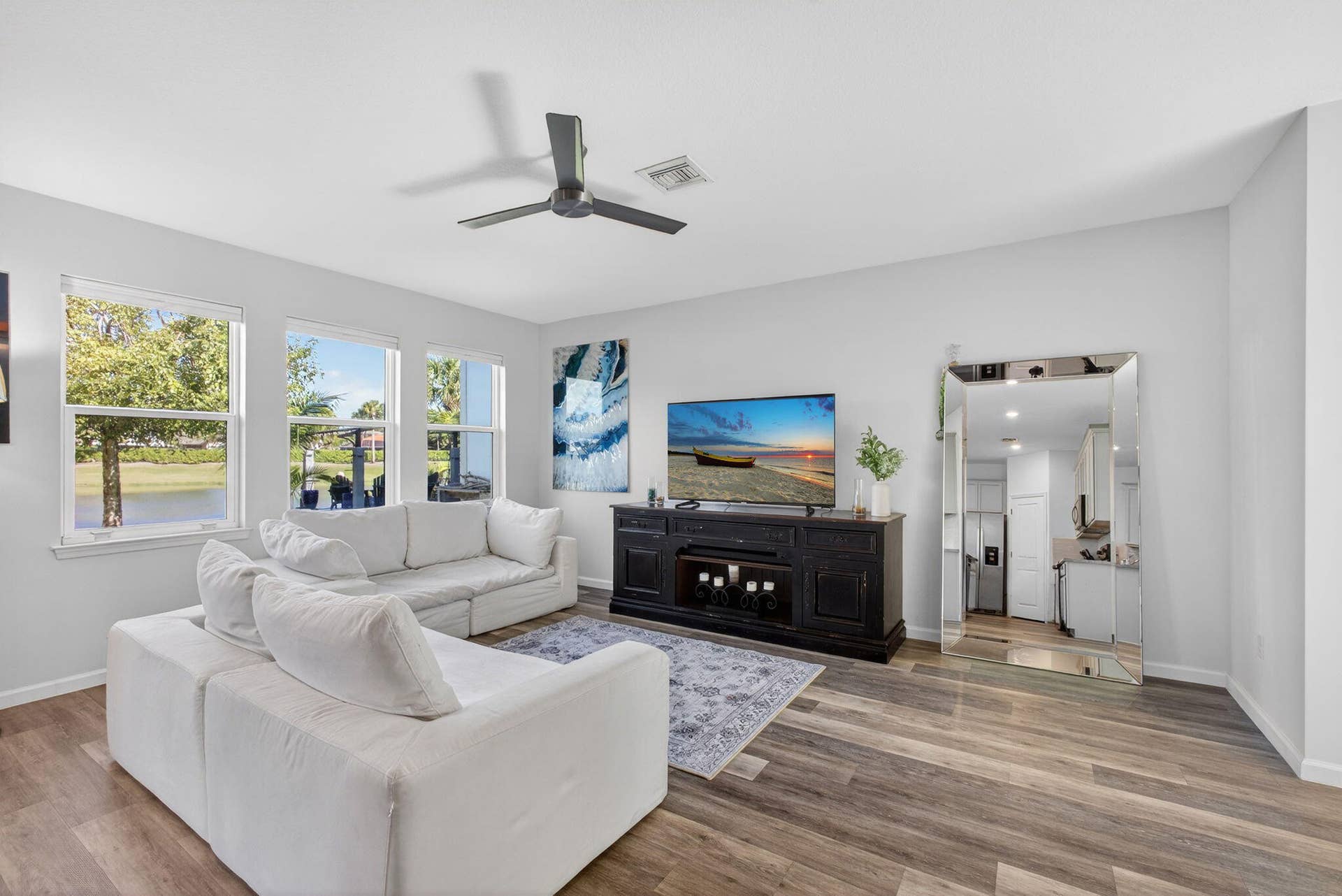 1822 Lake Cove Drive, Lake Worth, FL 33460 living room