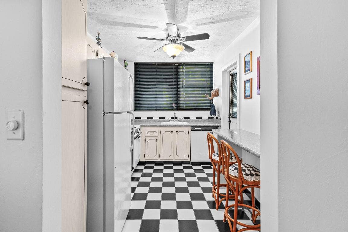 1237 Hillsboro Mile, #101, Hillsboro Beach, FL 33062 1237 Hillsboro Mile, #101, Hillsboro Beach, FL 33062