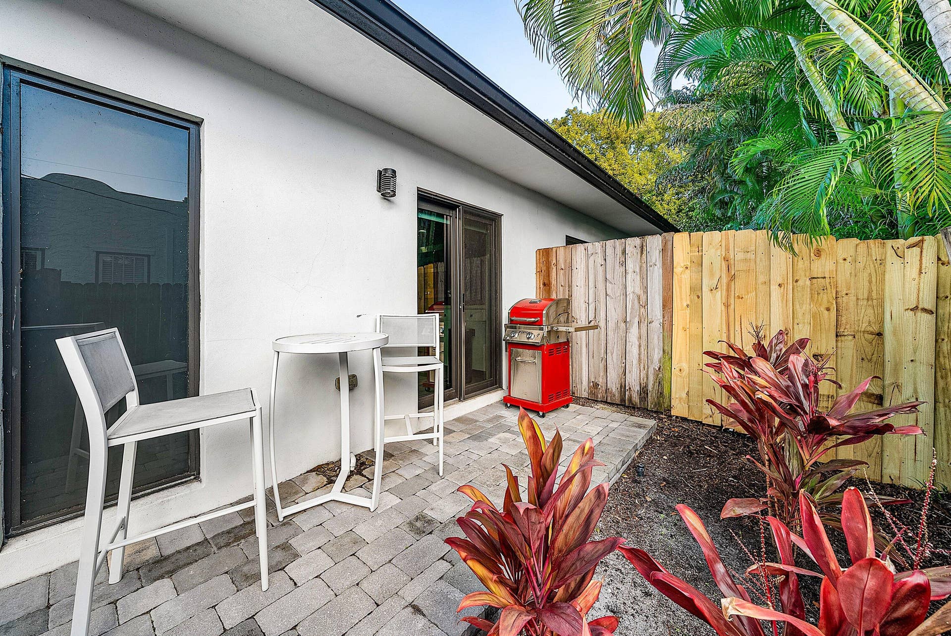 215 N Swinton Avenue, Delray Beach, FL 33444 A patio