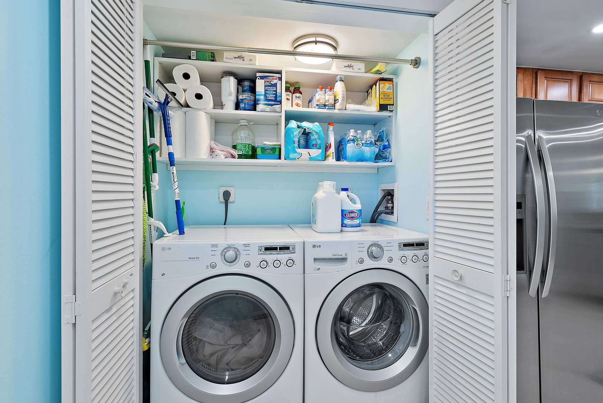 1036 Us Highway 1, #119, North Palm Beach, FL 33408 Washer and Dryer
