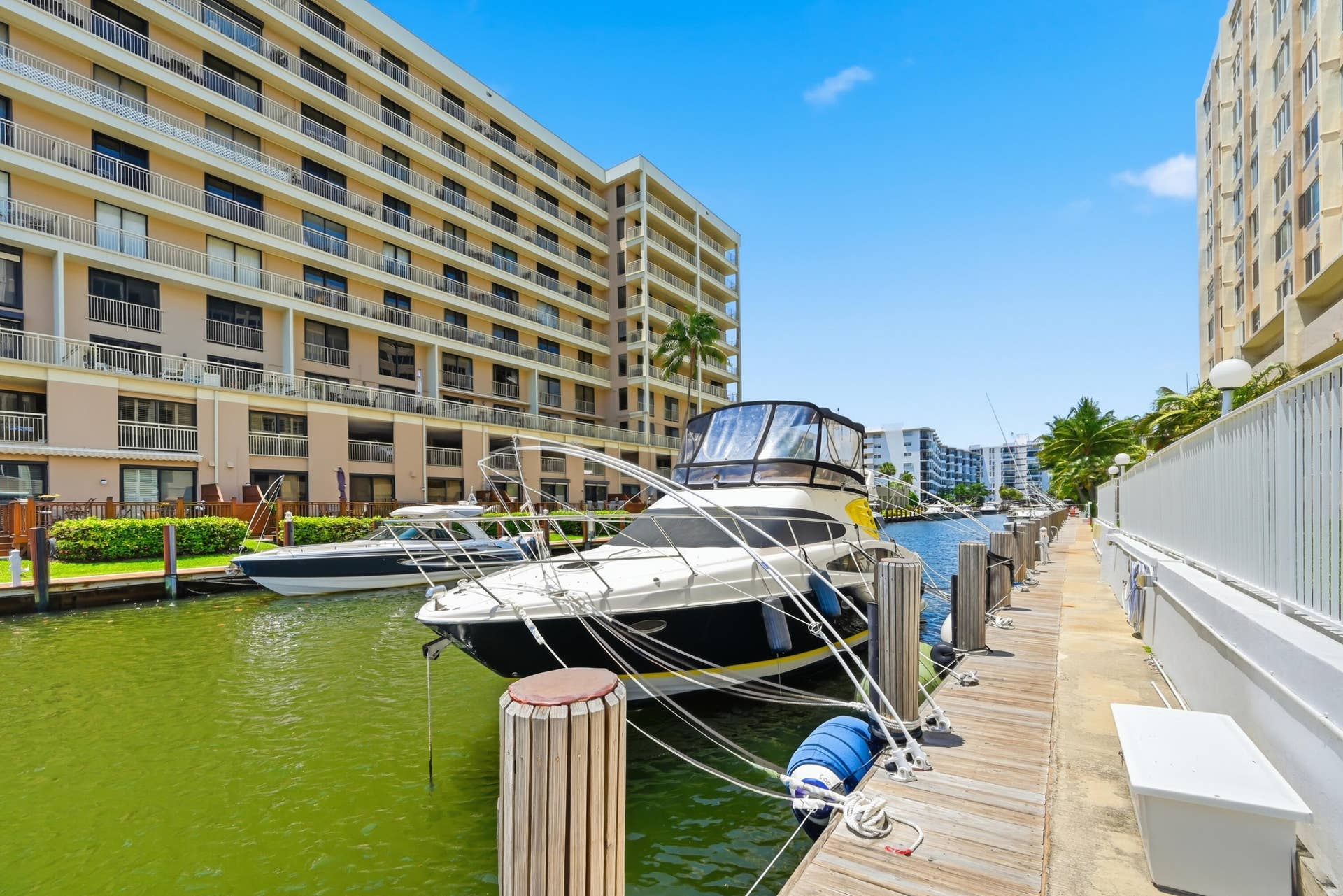 3100 NE 49th Street, #206, Fort Lauderdale, FL 33308