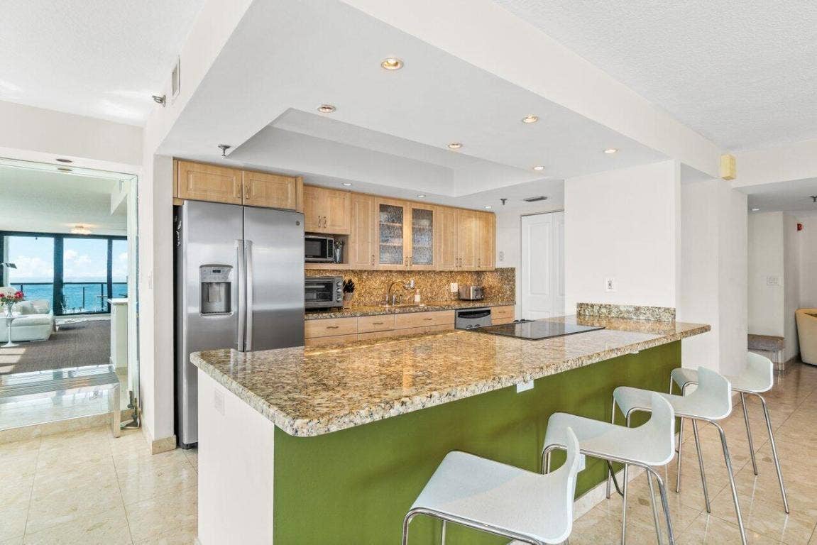 3115 S Ocean Boulevard, #1104, Highland Beach, FL 33487