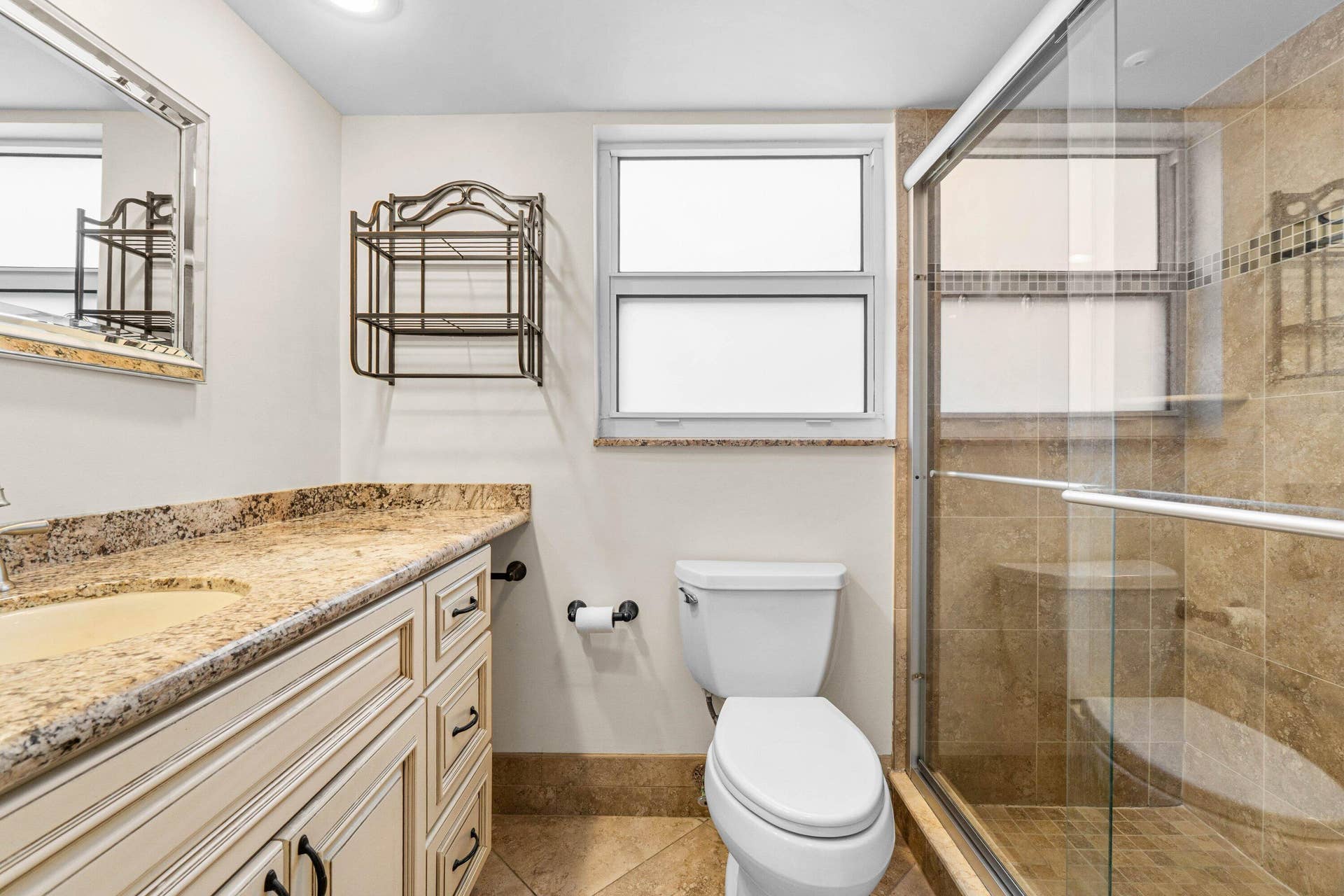 3505 Oaks Way, #301, Pompano Beach, FL 33069 030-3505OaksWay-301-PompanoBeach-FL-3306