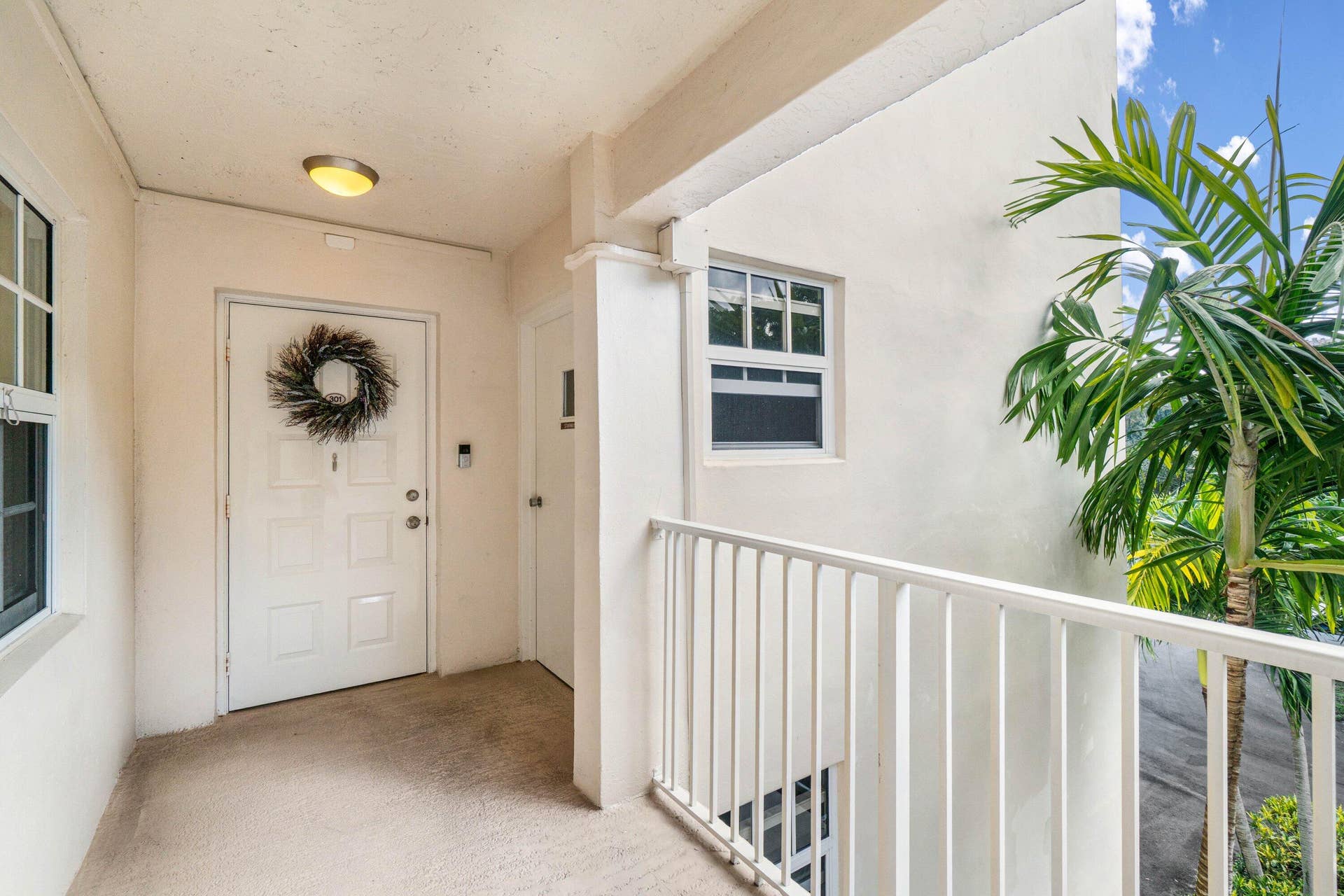 3505 Oaks Way, #301, Pompano Beach, FL 33069 007-3505OaksWay-301-PompanoBeach-FL-3306