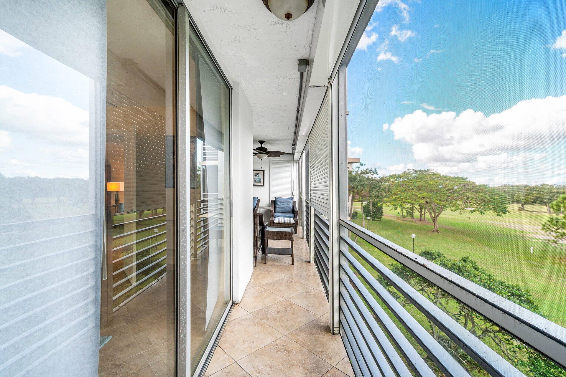 3505 Oaks Way, #301, Pompano Beach, FL 33069 038-3505OaksWay-301-PompanoBeach-FL-3306