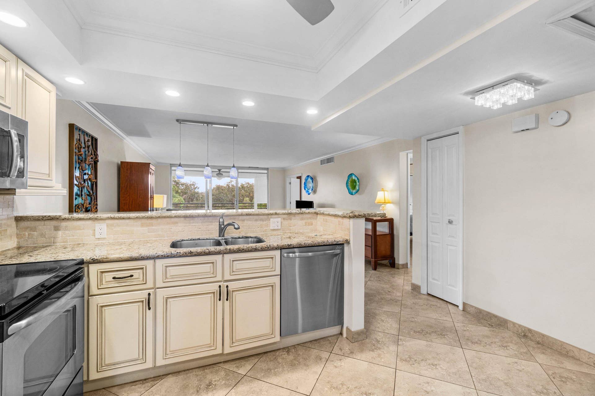 3505 Oaks Way, #301, Pompano Beach, FL 33069 026-3505OaksWay-301-PompanoBeach-FL-3306