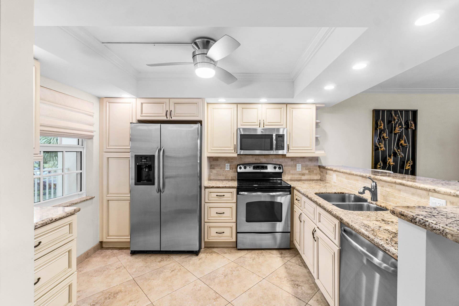 3505 Oaks Way, #301, Pompano Beach, FL 33069 022-3505OaksWay-301-PompanoBeach-FL-3306