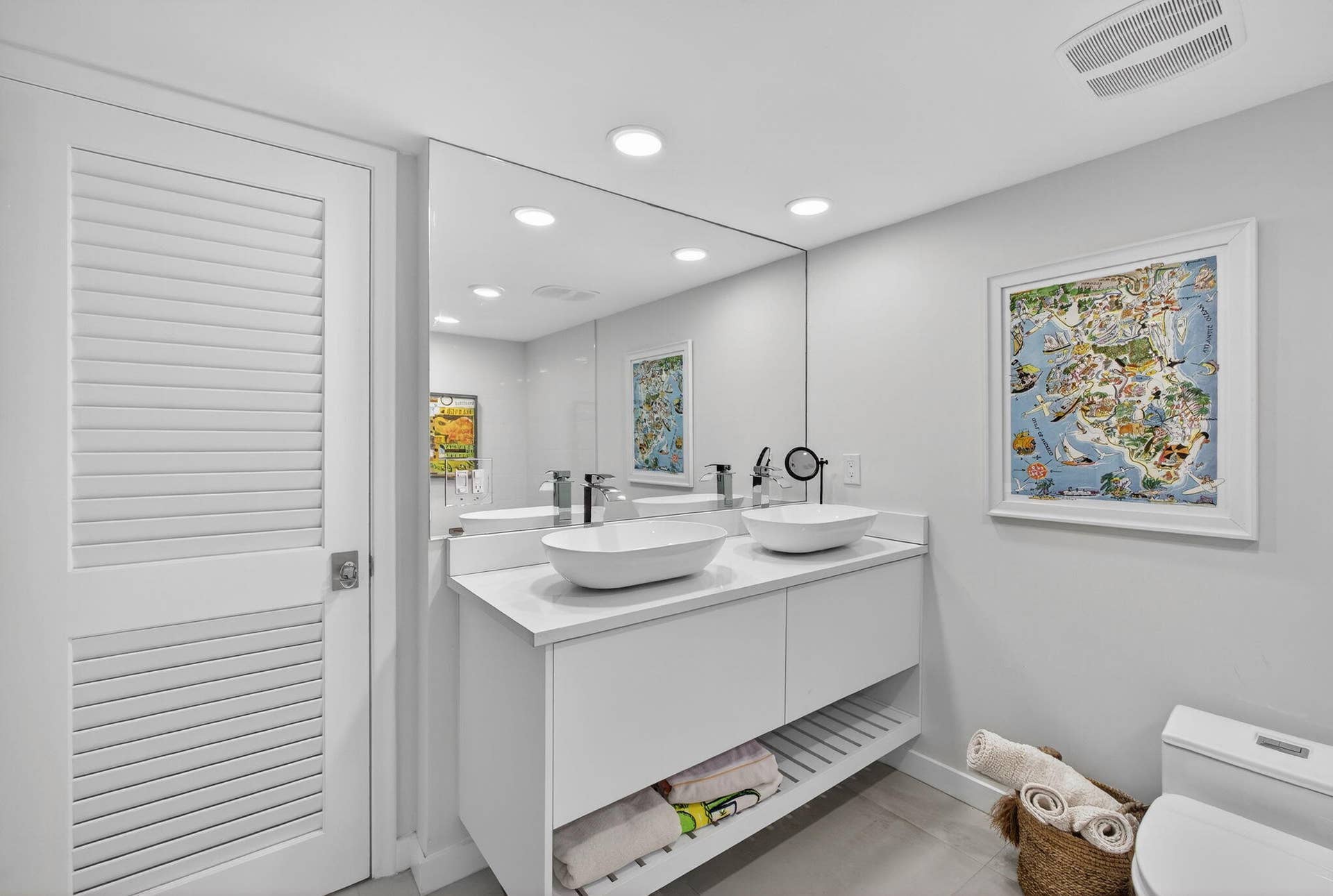 5540 N Ocean Drive, #14b, Singer Island, FL 33404 Bath