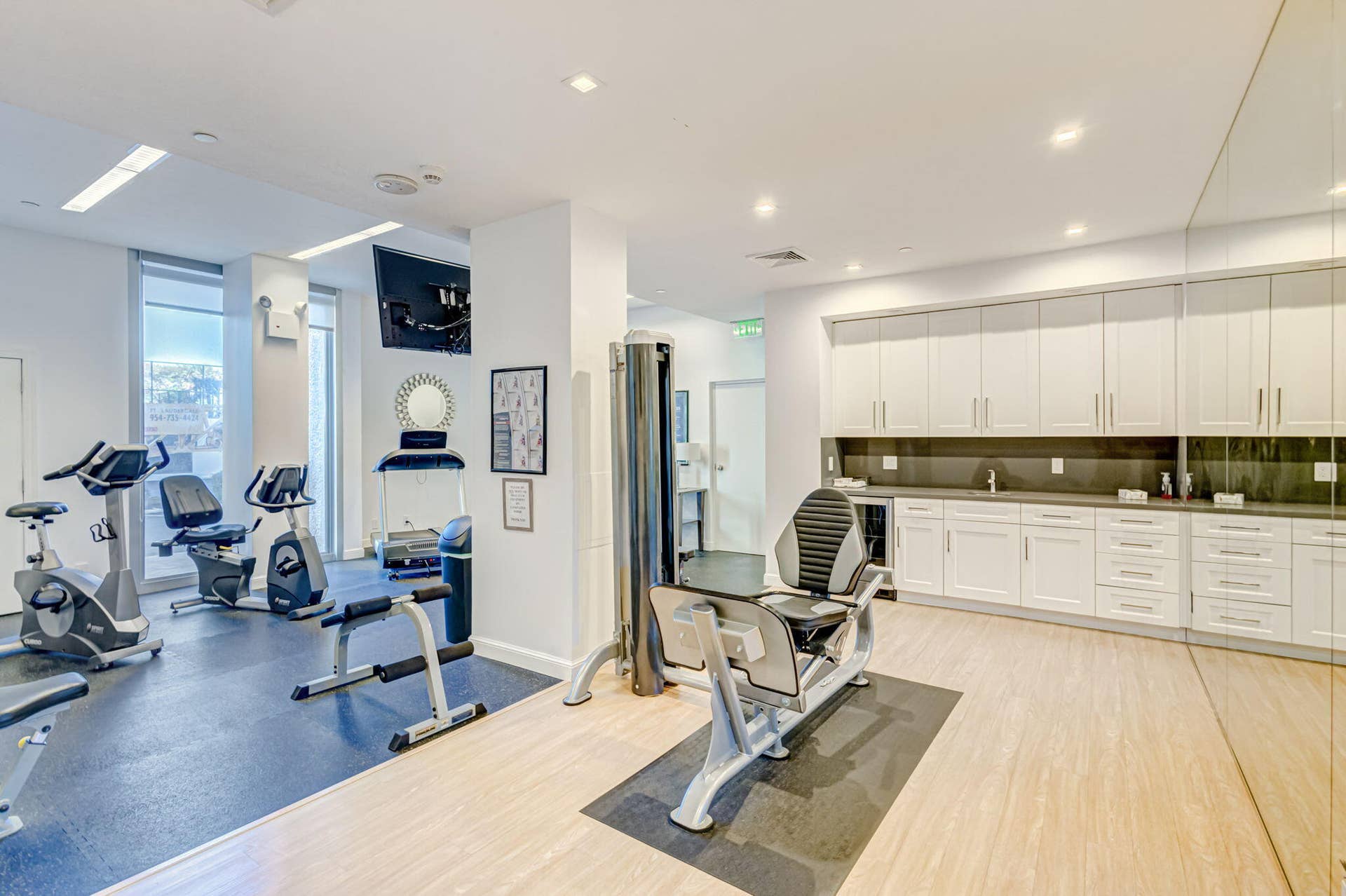 5540 N Ocean Drive, #14b, Singer Island, FL 33404 82-web-or-mls-Virtuals 1 Waterglides sto