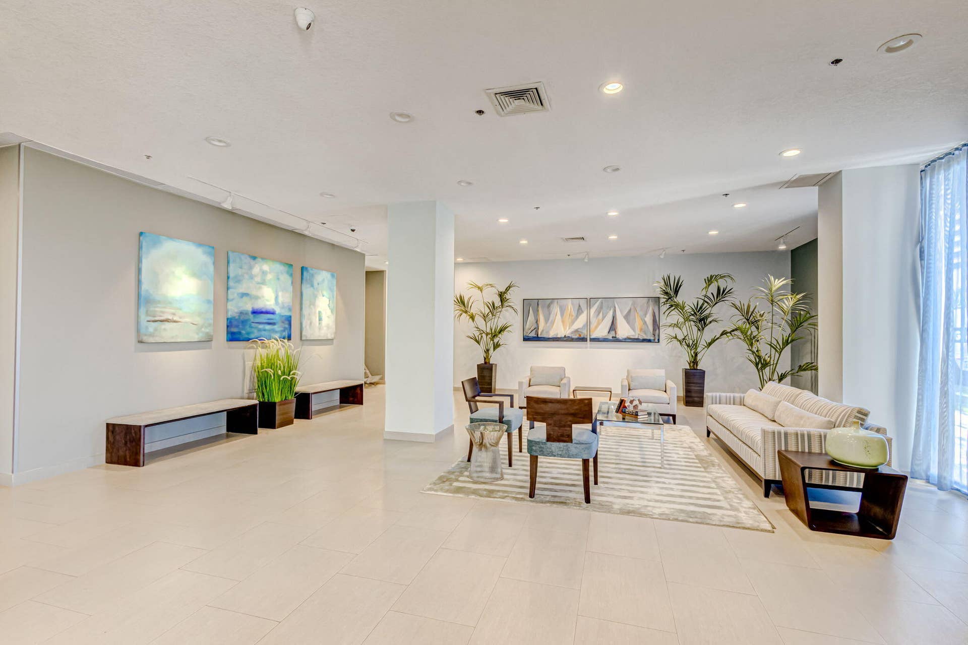 5540 N Ocean Drive, #14b, Singer Island, FL 33404 lobby