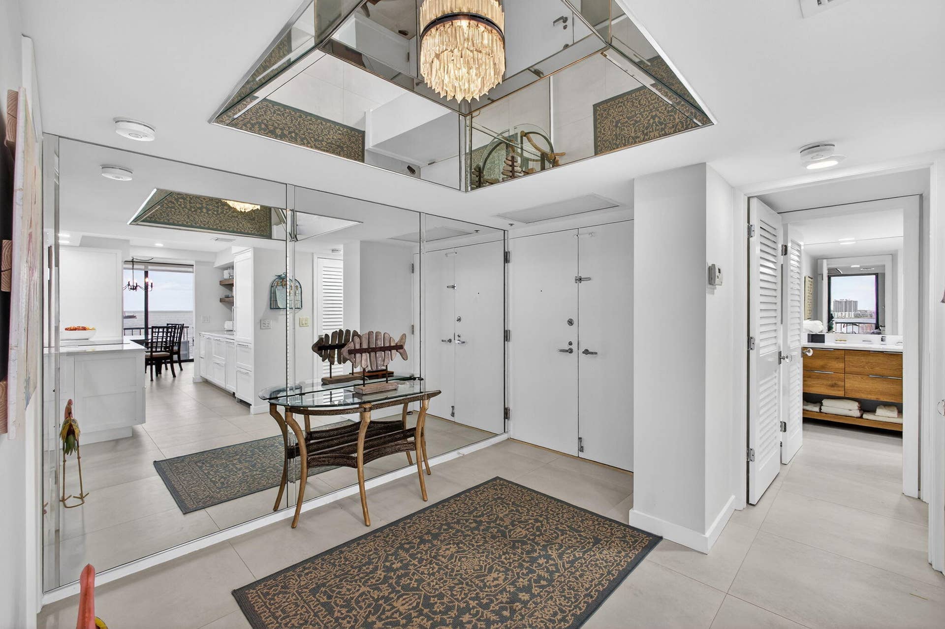 5540 N Ocean Drive, #14b, Singer Island, FL 33404 Entrance
