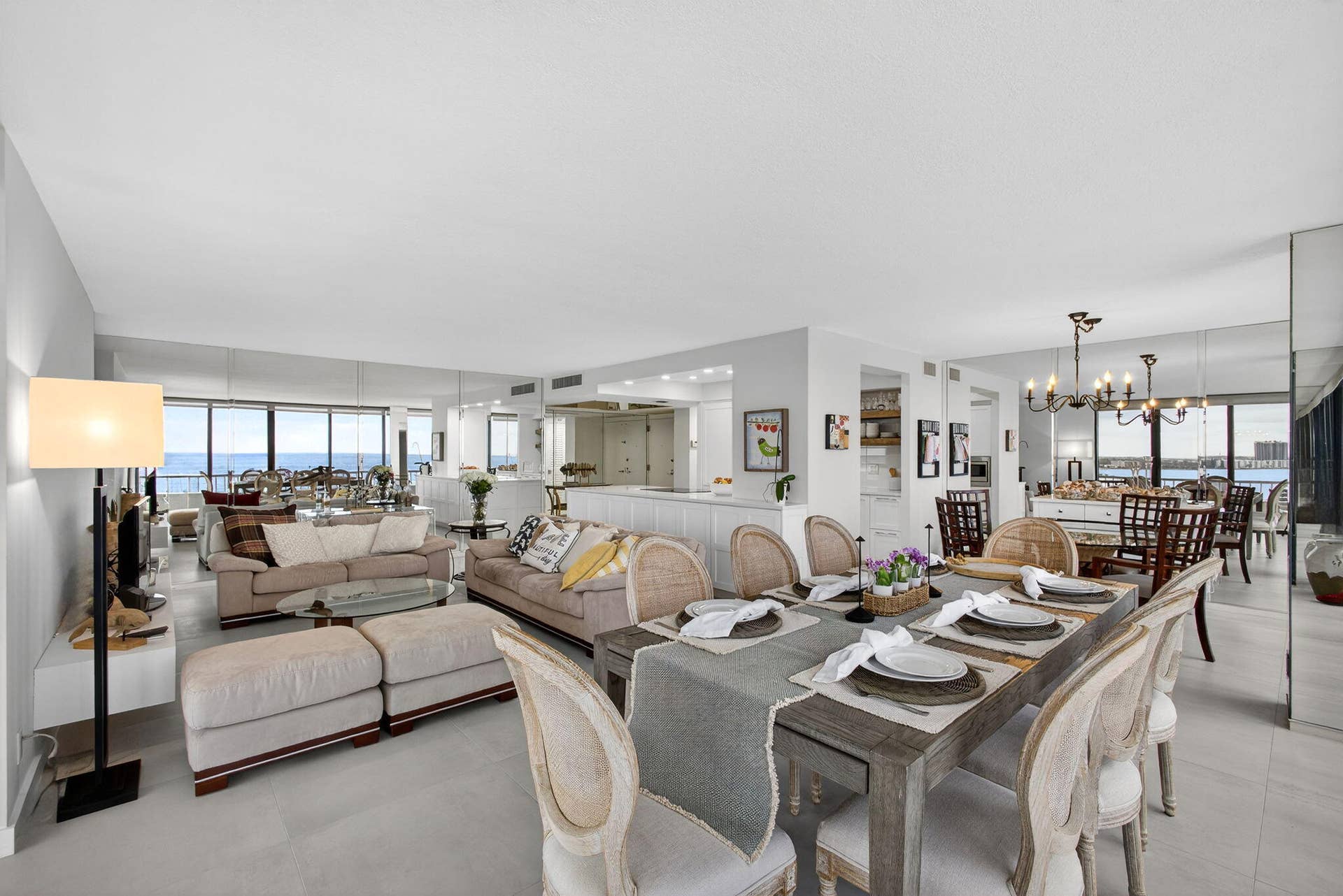 5540 N Ocean Drive, #14b, Singer Island, FL 33404 Living