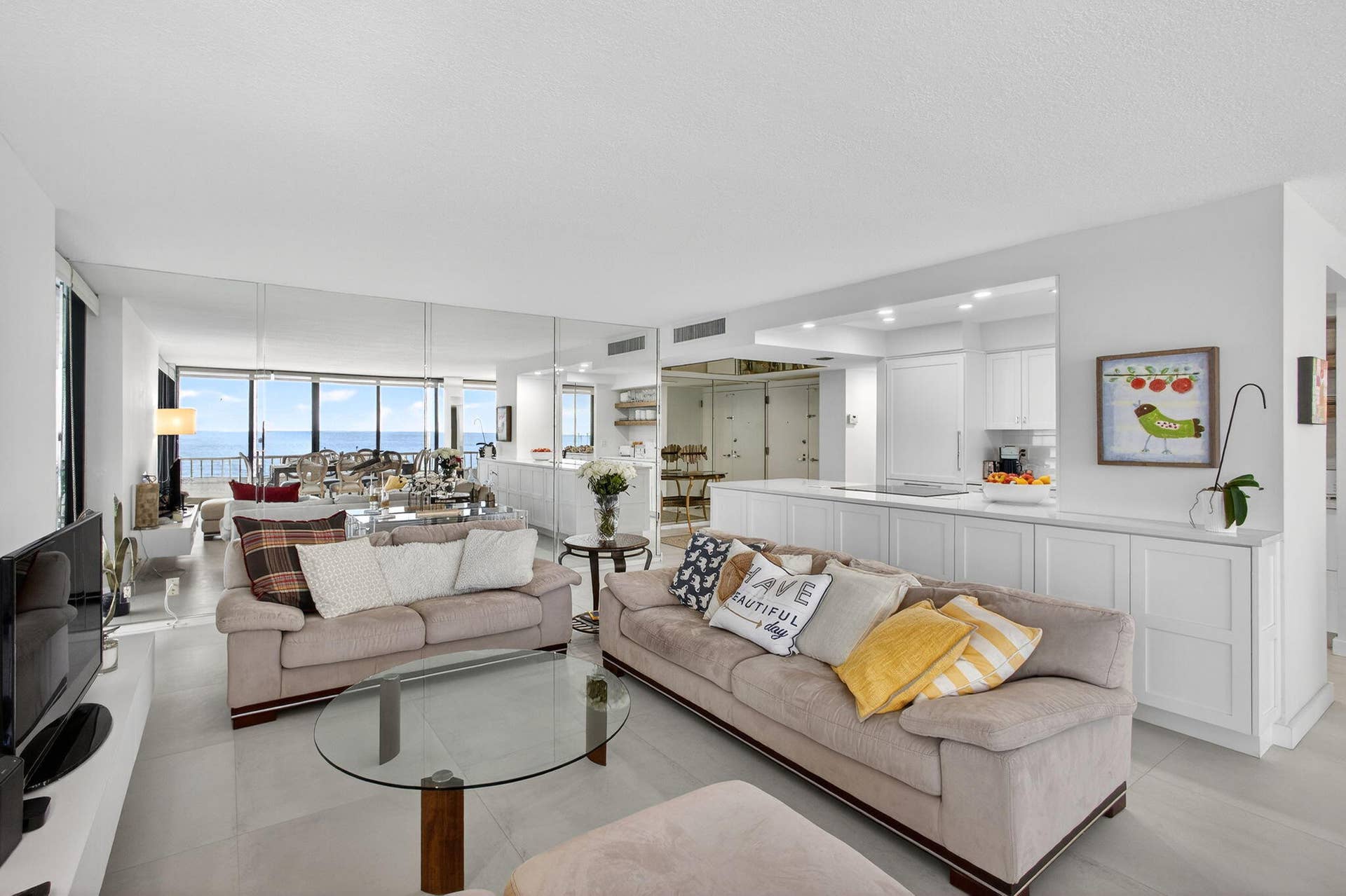 5540 N Ocean Drive, #14b, Singer Island, FL 33404 Living Room