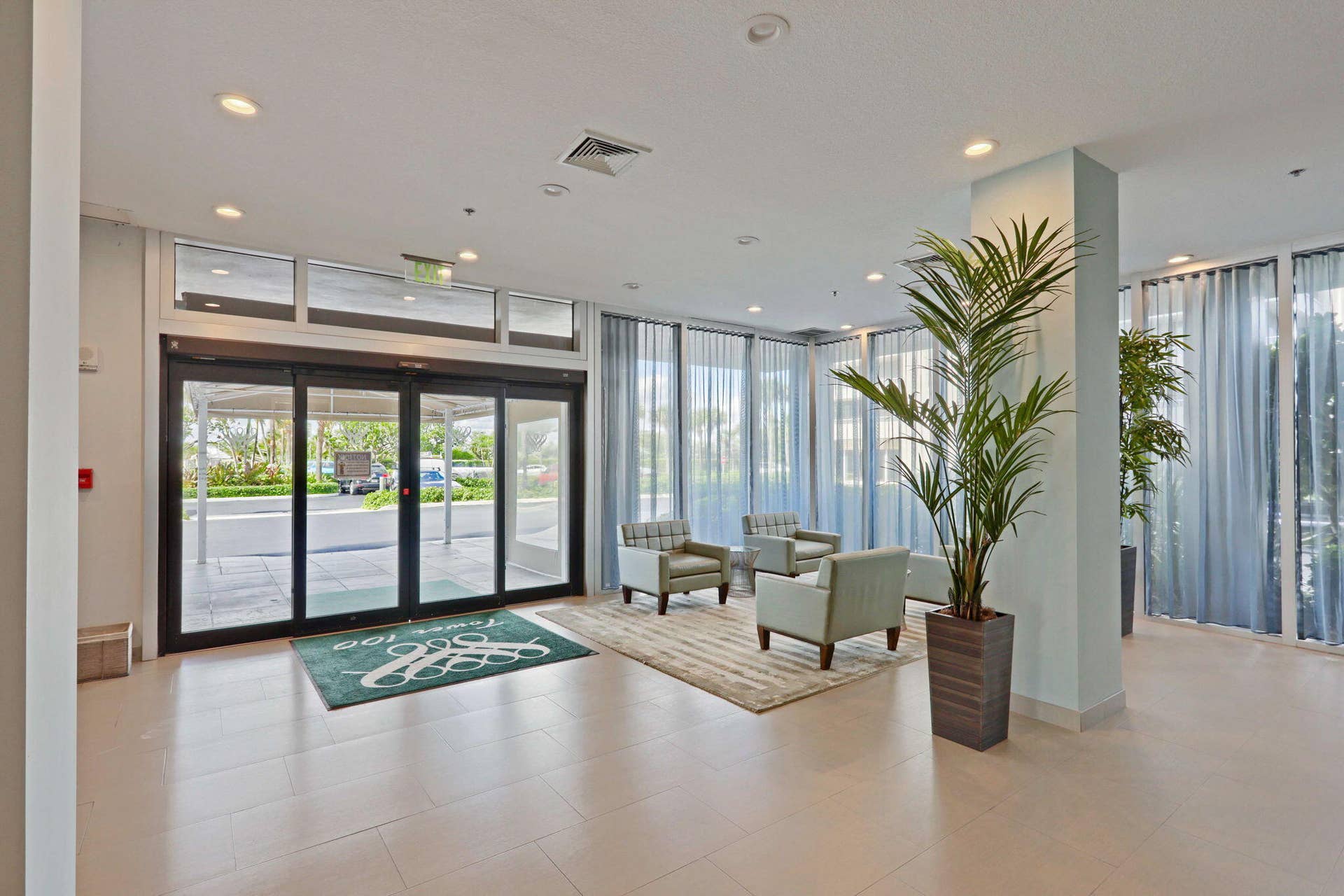 5540 N Ocean Drive, #14b, Singer Island, FL 33404 71-web-or-mls-Virtuals 1 Waterglides sto