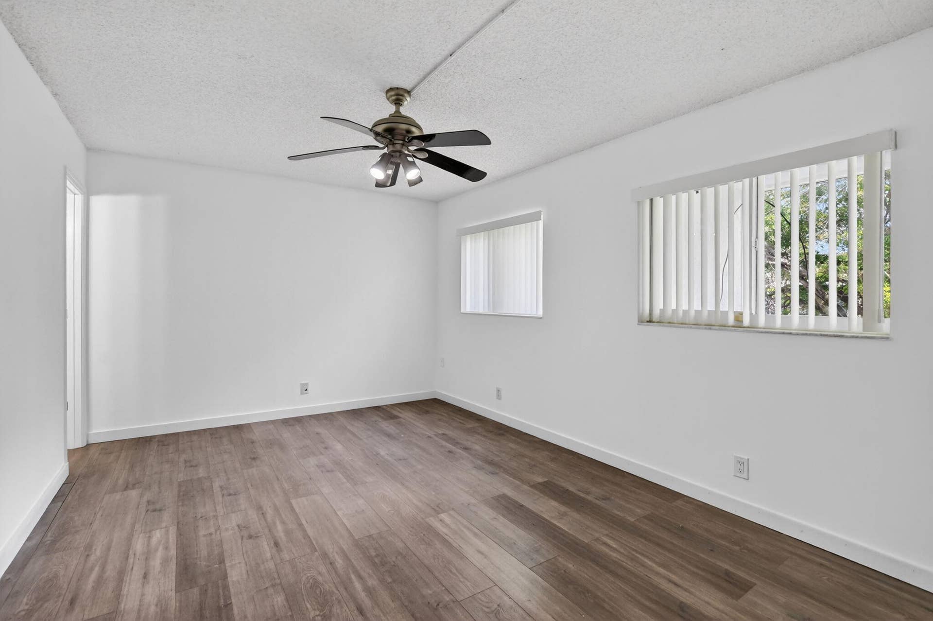 9220 SW 3rd Street, #907, Boca Raton, FL 33428 16-web-or-mls-DSC_2217