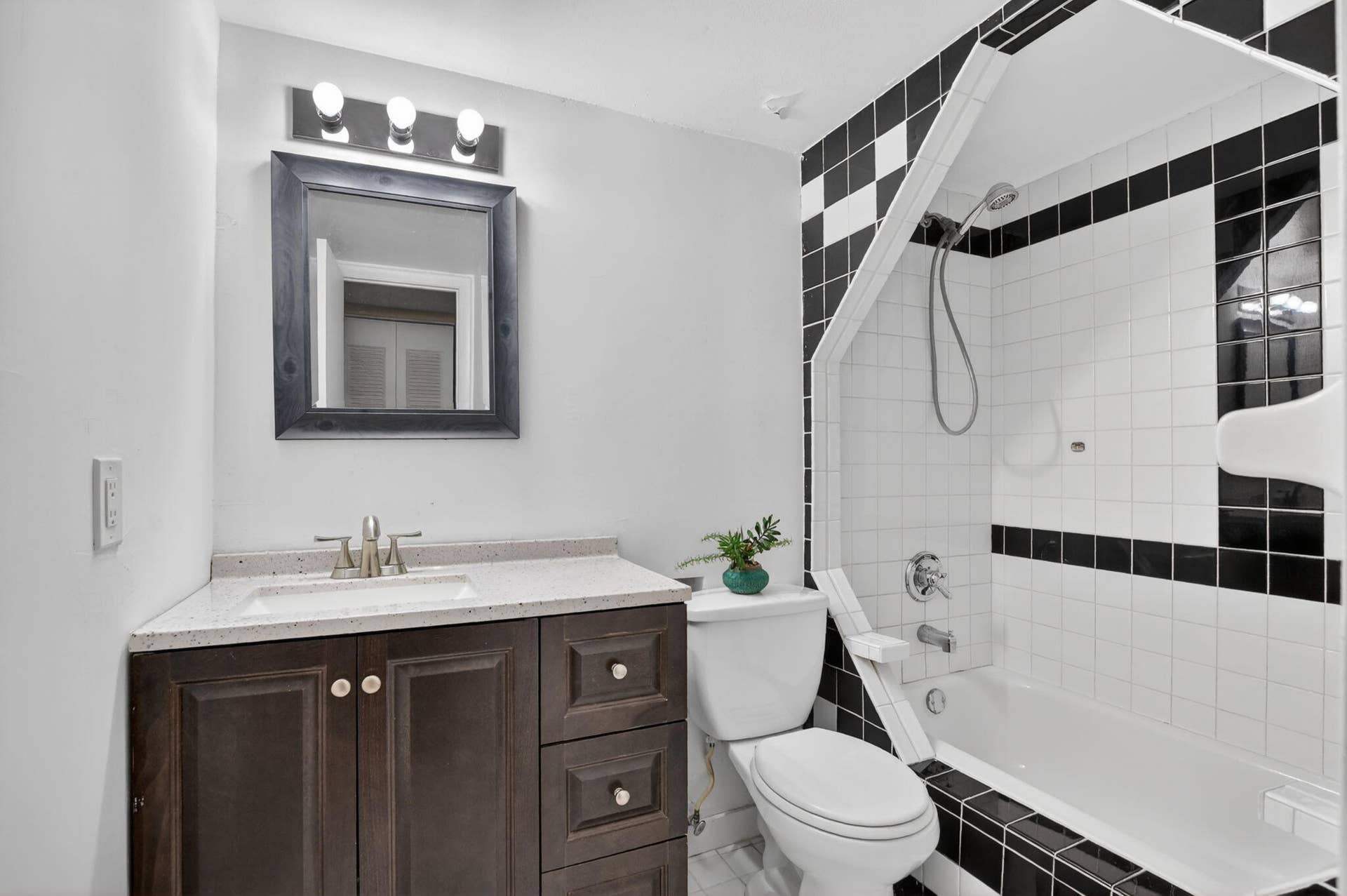 9220 SW 3rd Street, #907, Boca Raton, FL 33428 25-web-or-mls-DSC_2270