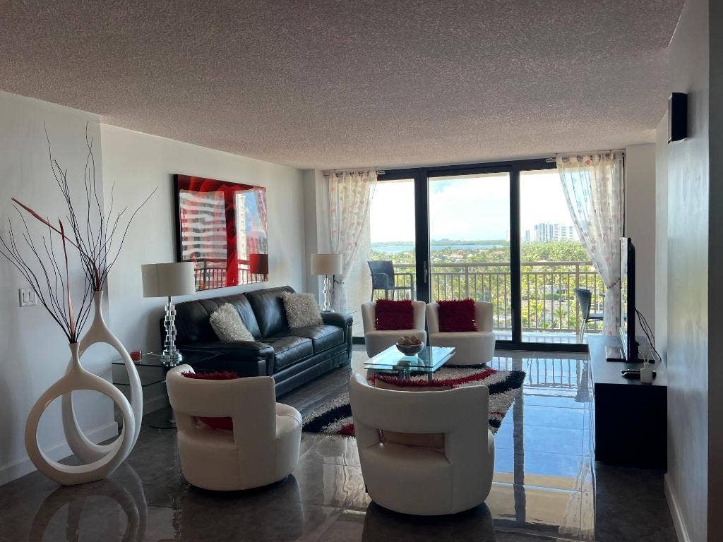 3400 N Ocean Drive, #905, Singer Island, FL 33404 3400 N Ocean Drive, #905, Singer Island, FL 33404