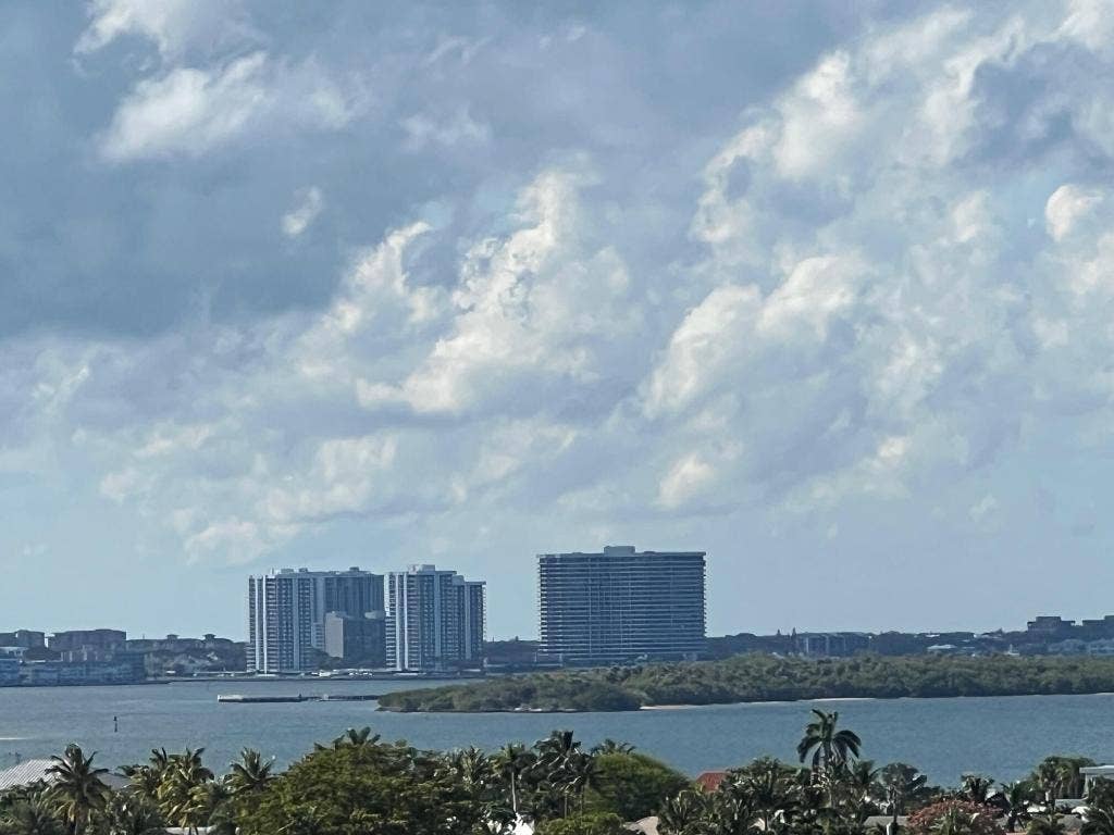 3400 N Ocean Drive, #905, Singer Island, FL 33404 3400 N Ocean Drive, #905, Singer Island, FL 33404