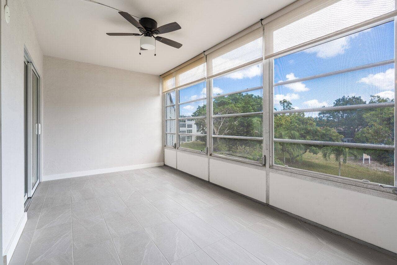 024-3024OakridgeD-DeerfieldBeach-FL-3344