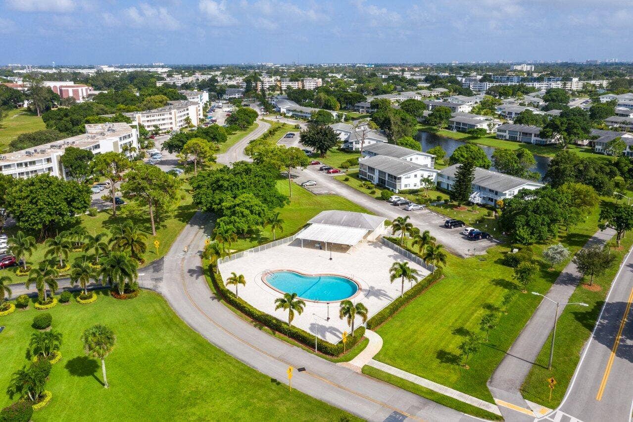 035-3024OakridgeD-DeerfieldBeach-FL-3344